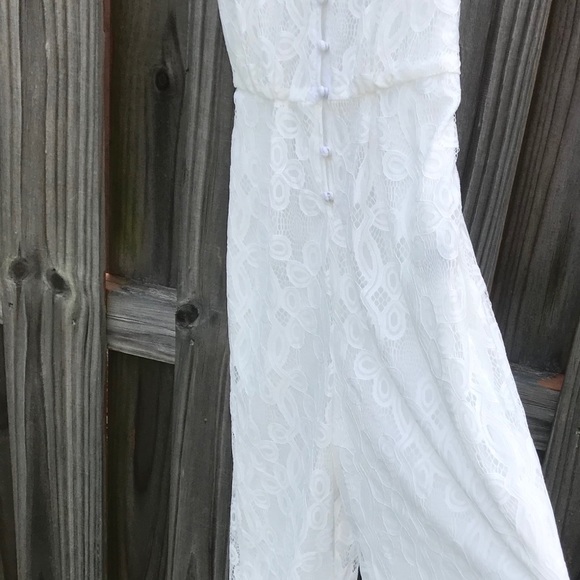 Francesca’s White Lace Romper - Picture 7 of 10